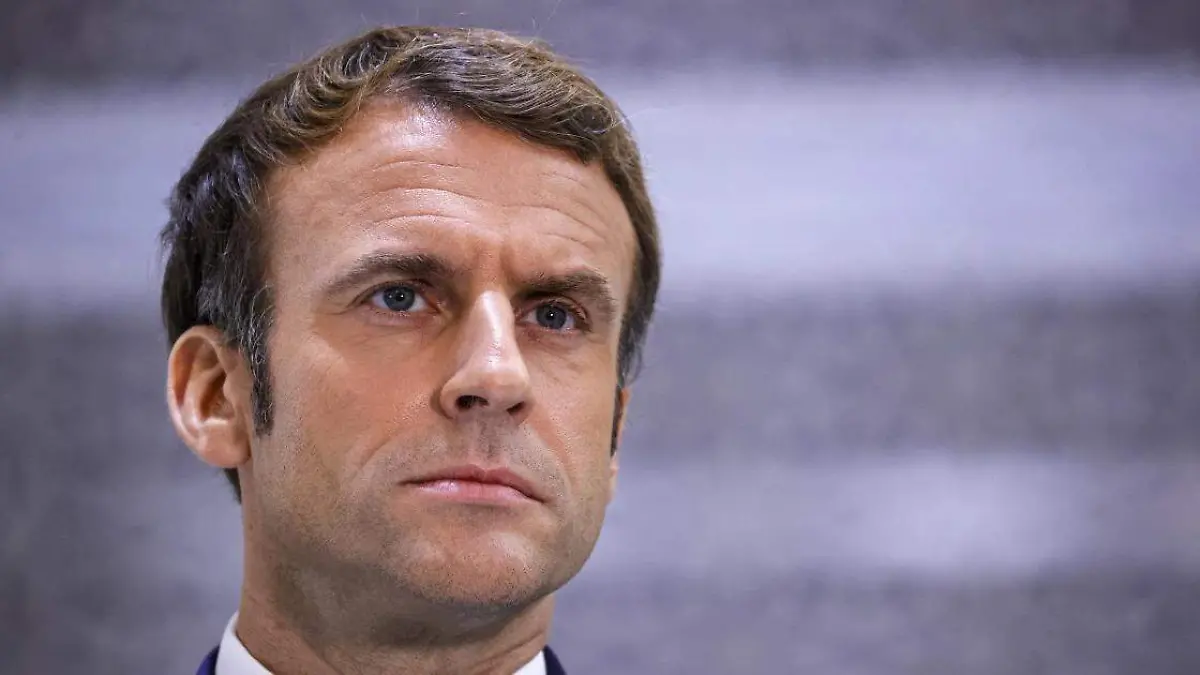 Emmanuel Macron llamó la atención por la contundencia y el lenguaje que el funcionario utilizó contra los antivacunas